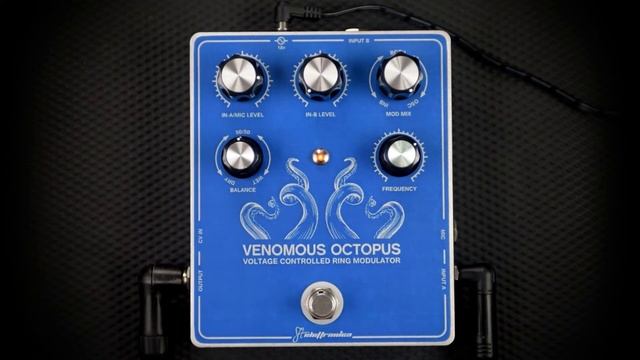 Venomous Octopus Voltage Controlled Ring Modulator (Frostwave Blue Ringer) on Guitar смотреть онлайн