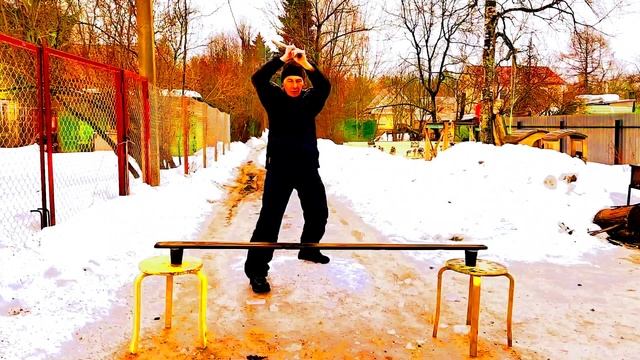 Невероятная скорость и сила удара палкой. Супер номер. смотреть онлайн
