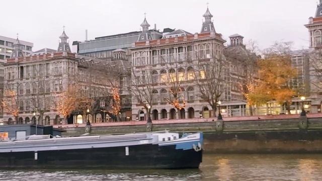 London Walking Tour |Christmas Lights and Shopping centre |Walking and Uber Boat Tour #London #134 смотреть онлайн