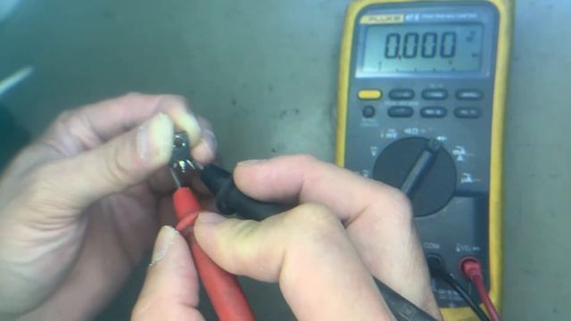 How to test defective BJT transistor using digital tester /BEST TUTORIAL#electronics #technology смотреть онлайн