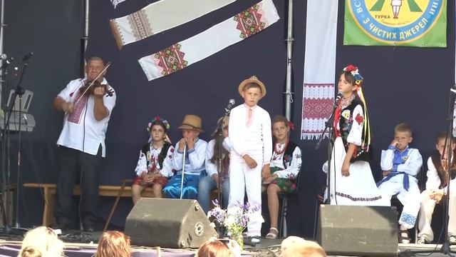 Коломийки на українському весіллі жартівливі пісні баттли смотреть онлайн