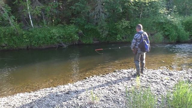 32 Серия Удочка Поплавок Тайга Рыбак близко Рыба Пугается, Пробуем Рыбачить на Спиннинг смотреть онлайн