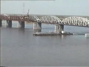 Хабаровск (1997). Амур и старый Амурский мост