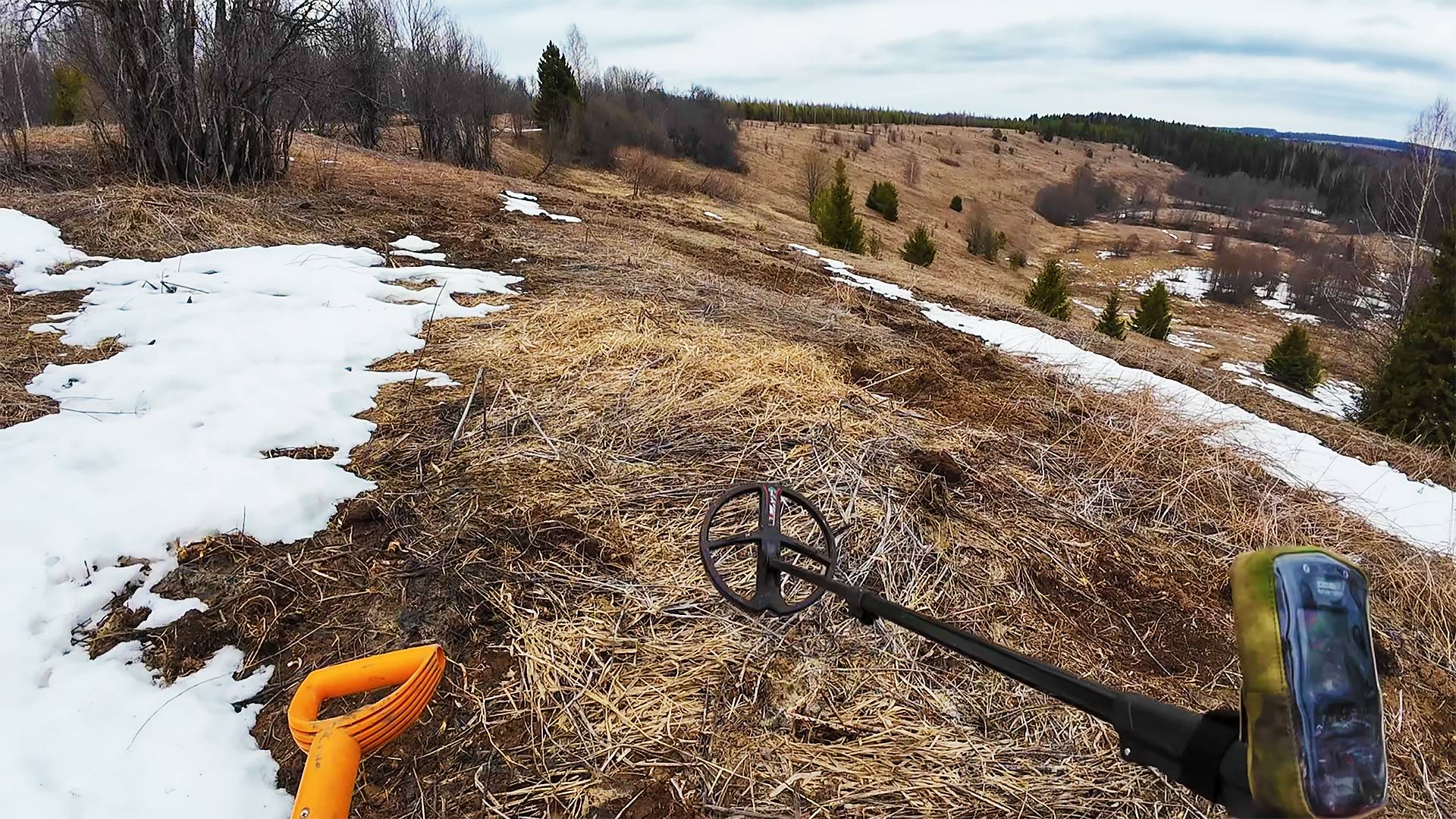 Старая деревня на холме. Весенний коп с металлоискателем. Сказочное место смотреть онлайн