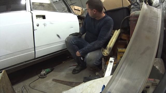 Гараж мечты часть 2. Купил машину по дешману на восстановление. смотреть онлайн