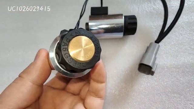 WA320-6 UC1026029415 Wheel Loader Solenoid Valve UC1026017421 Electric Spare Parts смотреть онлайн