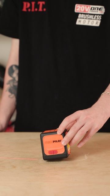 Уровень с красными лучами - MLL-0115R