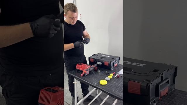 Огляд машинки для полірування Flex PXE 80 10.8-EC/2.5 Set смотреть онлайн