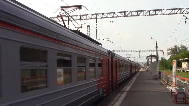 Электропоезд ЭД4М-0050 платформа Взлётная смотреть онлайн