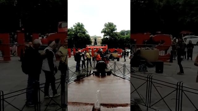 Невский проспект (напротив Екатерининский сад) атмосфера 🔥 смотреть онлайн