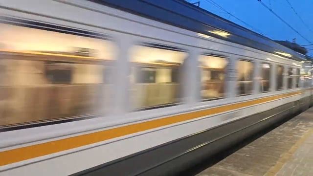 Электропоезд ЭД4М-363 "Рэкс" сообщением Экспресс-Рязань-2 и ЭД4М-452 "Рэкс" Экспресс-Москва смотреть онлайн