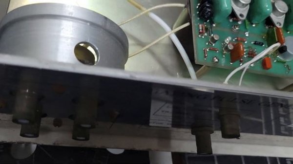 Gating Pulse Generator for multi-frame Microchannel Plate MCP imaging detector uses spark gap