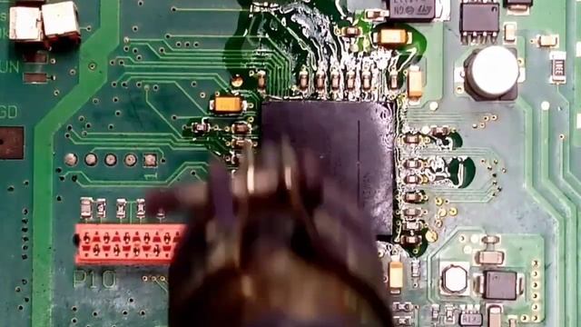 How to Desolder CPU from Printed Circuit Board with SMD Rework Soldering Station смотреть онлайн