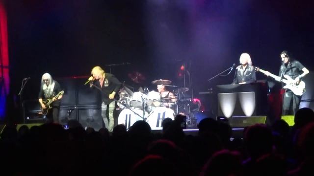 Uriah Heep "Easy Livin'" live at The Paramount, Huntington - May 14, 2019 смотреть онлайн