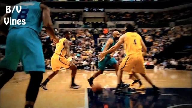 B/V Vines | Bismack Biyombo Monster Poster Dunk! смотреть онлайн