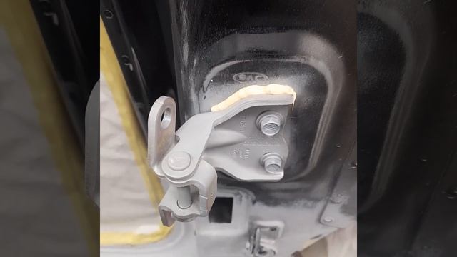car body sealer/ سيلر فواصل فوق المفصلة /#shorts смотреть онлайн