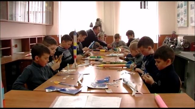 Авіамодельний та ракето-модельний гуртки смотреть онлайн