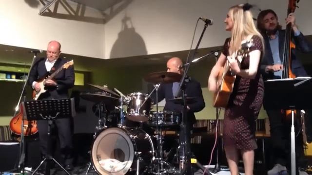 TIPITINA LIVE AT SUMMERSEAT GARDEN CENTER, BURY - Something You've Got смотреть онлайн