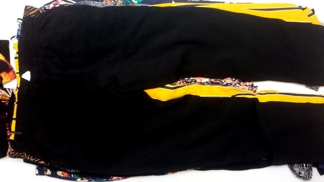 Мешок № 10210109. Брюки женские С/КРЕМ Гавайки Австрия. Арт 3123. Вес 10 кг. Кол-во 43 шт смотреть онлайн