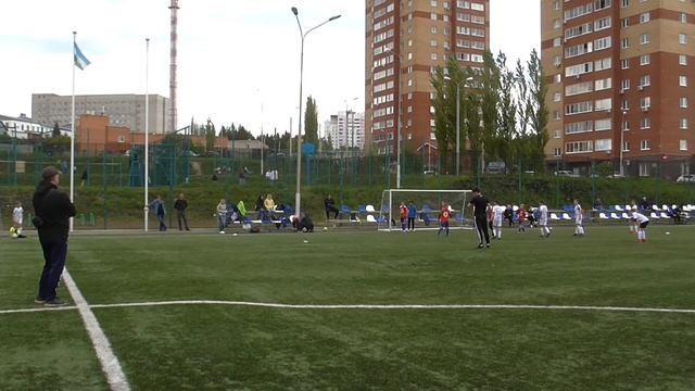 Космос - Алга-Академия футбола-2010 2й тайм 1:0 смотреть онлайн