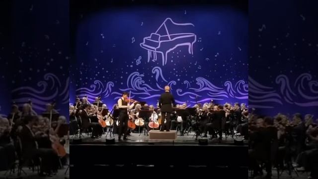 Daniel Lozakovich on Instagram: “Tchaikovsky finale Maestro Spivakov and Russia смотреть онлайн