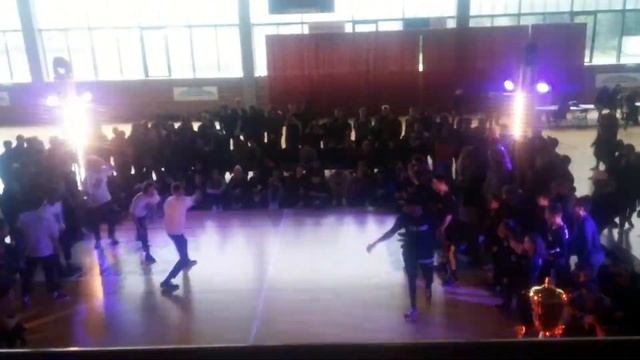 VERTIFIGHT 2015 C4 vs ROOTLESS смотреть онлайн