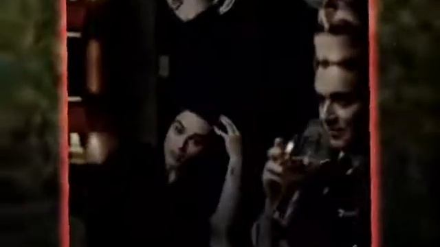 Saskia De Merindol - She Don't Give A FO смотреть онлайн