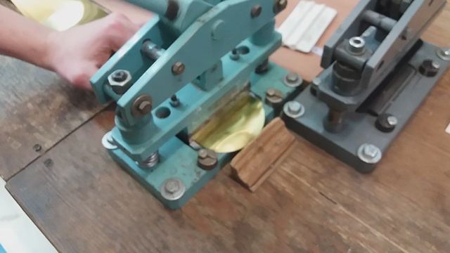 Ресничка для мультифактуры смотреть онлайн