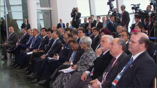 President Zuma addresses BRICS Business CouncilUFA Russia 2015 смотреть онлайн