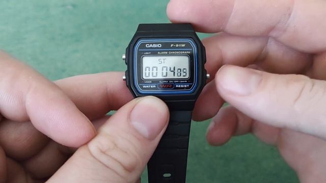 how to use the stopwatch in your Casio F-91W смотреть онлайн