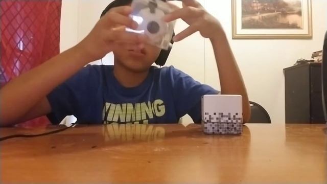 Comparing holy crystal and fidget cube смотреть онлайн