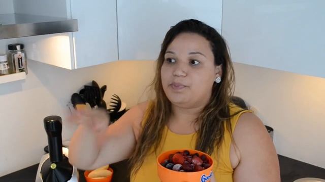 VEDA #16: Yonanas, maquina de sorvete 100%FRUTA смотреть онлайн