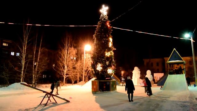 Обзор Ёлок в Полевском (Север-Юг) 2016.01.04 смотреть онлайн