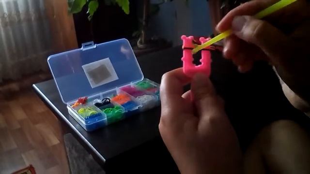 Рыбий хвост из резинок. смотреть онлайн