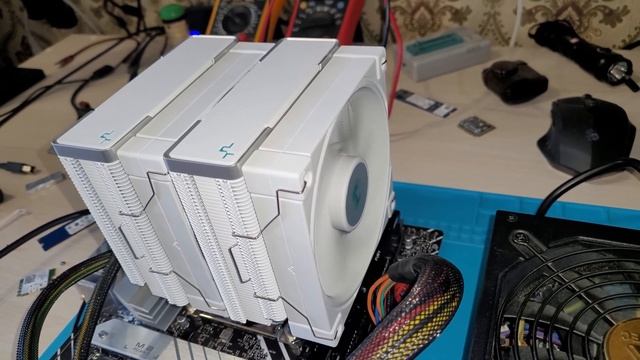 Гул вибрация вентиляторов DEEPCOOL R AK620 WHNNMT G 1
