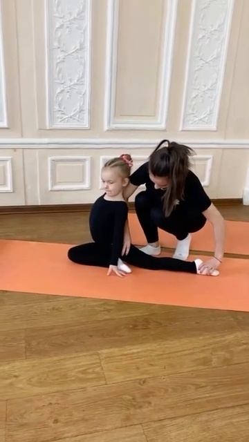 Что такое полушпагат смотреть онлайн