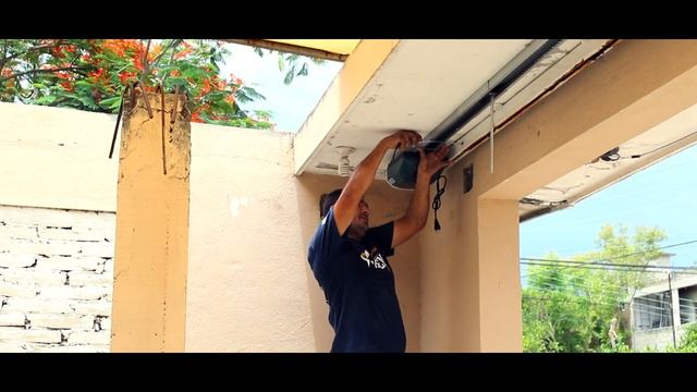 Instalación Motor de Cadena Marca SEG corredizo смотреть онлайн