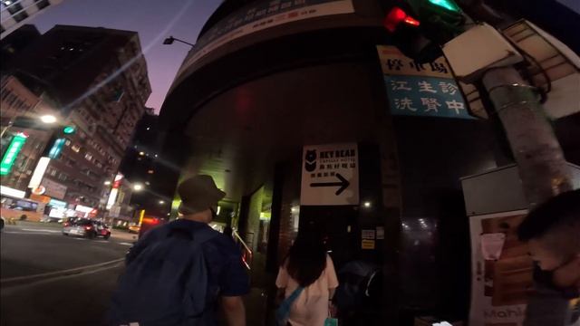HEY BEAR CAPSULE HOTEL No. 1號, Section 2, Chongxin Rd, Sanchong District, New Taipei City, 241 смотреть онлайн