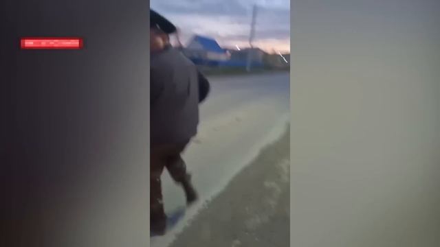 Поножовщина посреди двора, зрелищные задержания пьяных гонщиков в Башкирии и награда для юного геро смотреть онлайн