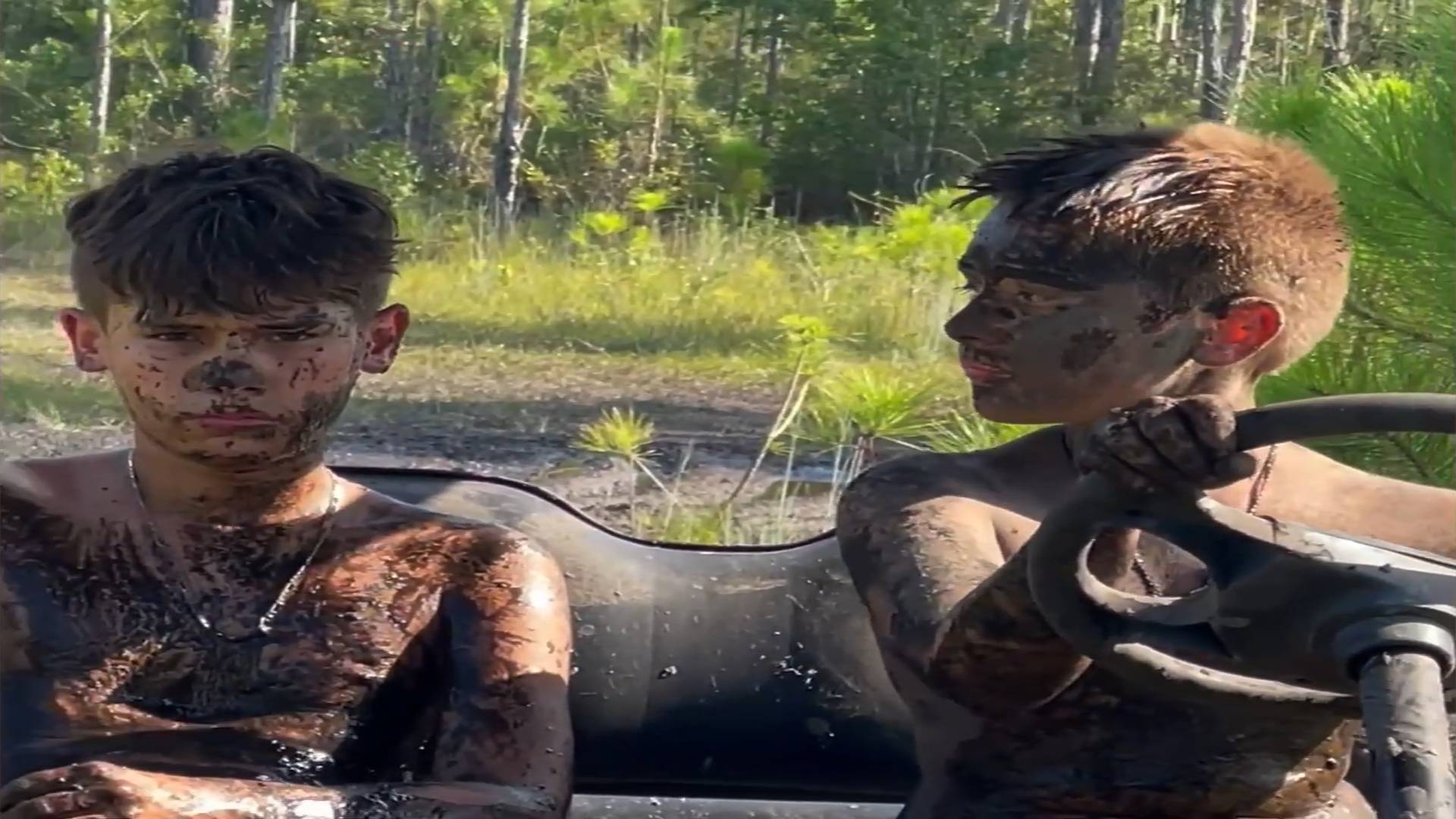 Грязь, грязь, грязь! Очень смешная подборка видео с грязью, мусором, проливами