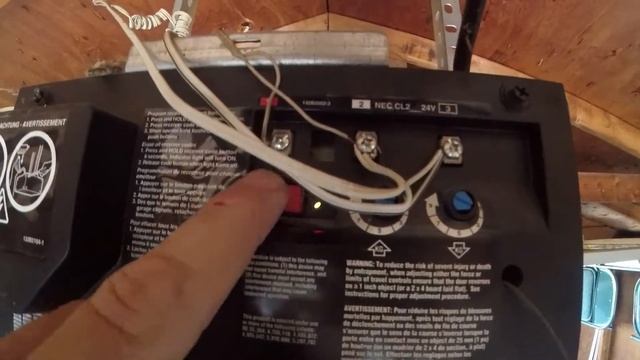 How to Program a Liftmaster Universal Garage Door Remote model 375 UT смотреть онлайн