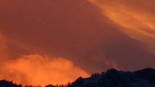 Xavier Rudd - We Deserve To Dream (Lyrics)