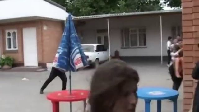 ЖЕРТВАМ БЕСЛАНСКОЙ ТРАГЕДИИ посвящается   БЕСЛАН 