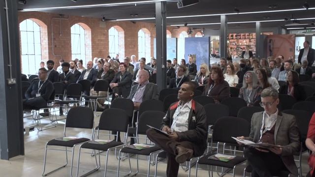 D2N2 Business Support Showcase смотреть онлайн