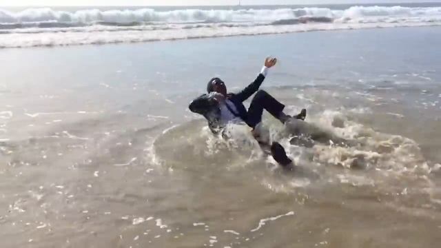 Похоже на проигрышную битву 😂 смотреть онлайн