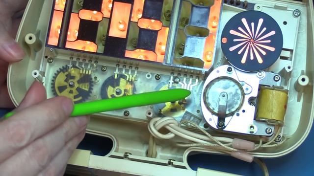 LUMITIME - A Digital Clock With NO Electronics!!!