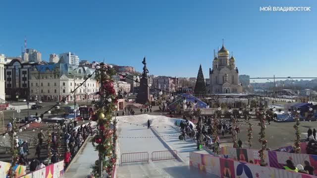 Владивосток новогодняя площадь,Спортивная гавань, набережная (3 января 2023). смотреть онлайн