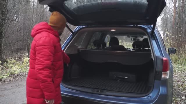 SUBARU FORESTER. смотреть онлайн