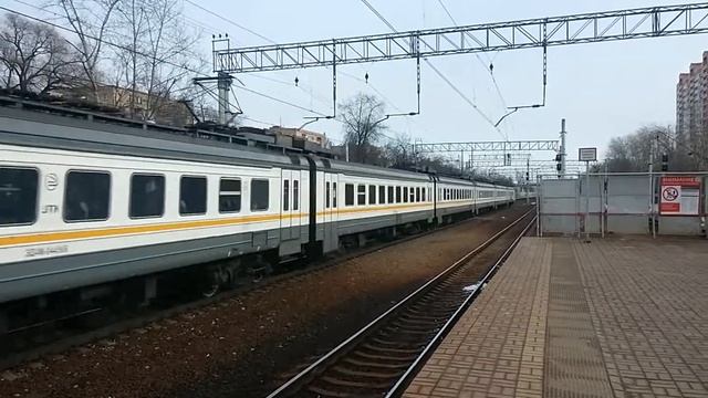 ЭД4М-0445 ЦППК Перекраска Наше Подмосковье На станции Фабричная смотреть онлайн