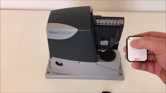 NICE BD technologie, seznámení s ovladačem NICE O3EBD a s přijímačem NICE OXIBD смотреть онлайн